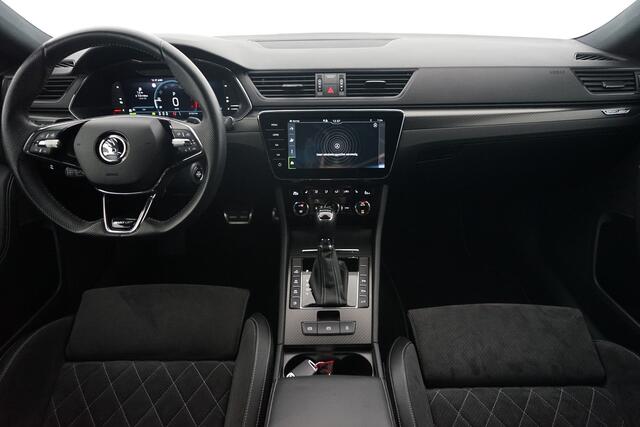 Skoda SUPERB Combi 1.4 TSI iV Sportline Business