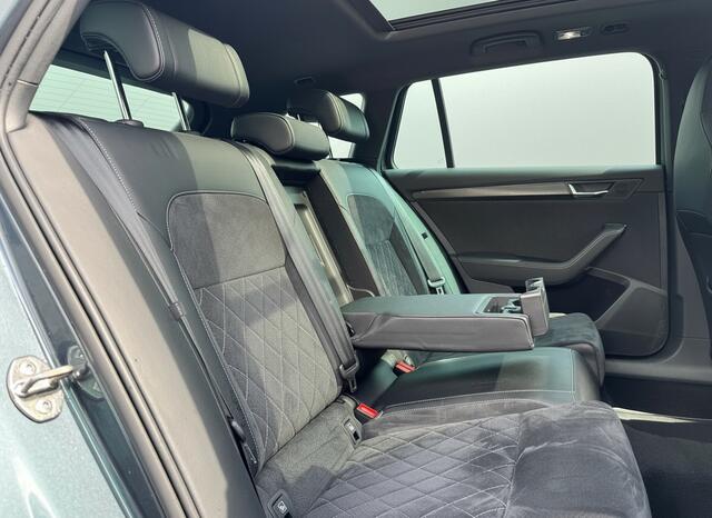 Skoda SUPERB Combi PHEV Sportline, Pano | Trekhaak 1600kg