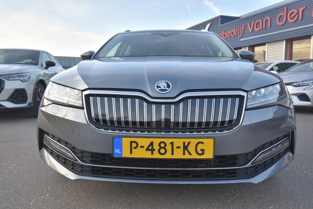 Skoda SUPERB Combi 1.4 TSI iV Business Edition Plus , CLIMATR , NAVI , VIRTUAL COCKPIT , LED KOPL , PDC V+A ,