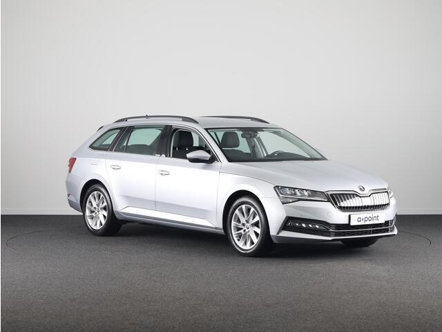 Skoda SUPERB Combi 1.4 TSI iV Business Edition 218PK PHEV | Navigatie | Parkeersensoren | Stoelverwarming | Keyless entry |