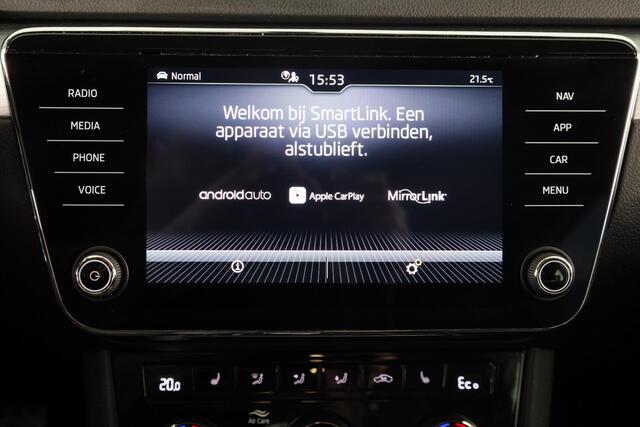 Skoda SUPERB Combi 1.4 TSI iV Business Edition 218PK PHEV | Navigatie | Parkeersensoren | Stoelverwarming | Keyless entry |