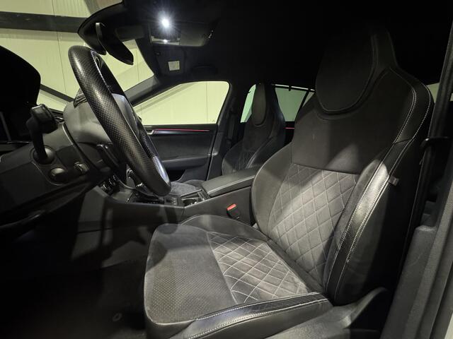 Skoda SUPERB Combi 1.4 TSI iV Sportline Business | navi | carplay | trekhaak |