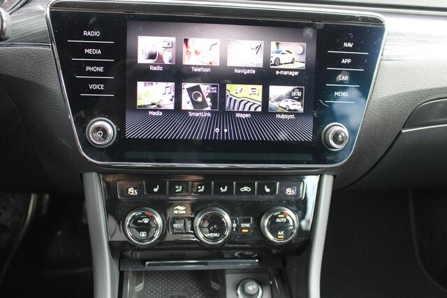 Skoda SUPERB Combi 1.4 TSI iV Business Edition Plus | Trekhaak | Adaptieve Cruise | Achteruitrijcamera