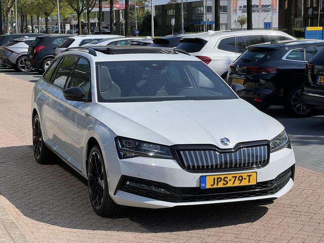 Skoda SUPERB Combi 1.4 TSI iV Sportline Business Automaat 218PK | Panoramadak | Navigatie | Memory Seats | Adaptieve Cruise Control | Trekhaak