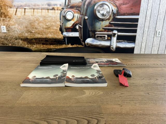 Skoda SUPERB 1.4 TSI iV 1e EIGENAAR VIRTUAL COCKPIT CAMERA MEMORY STOEL LED NAVI ECC CRUISE