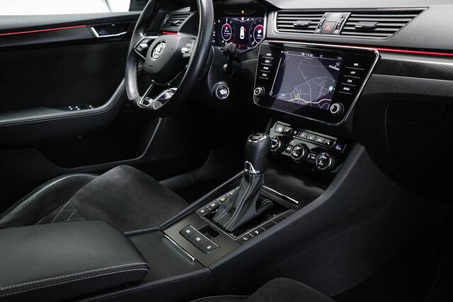 Skoda SUPERB Combi 1.4 TSI iV Business Edition | SOH 96% | VIRTUAL COCKPIT | STUURVERWARMING | PANORAMADAK | TREKHAAK | 19"