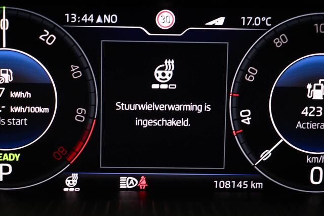 Skoda SUPERB Combi 1.4 TSI iV Business Edition | SOH 96% | VIRTUAL COCKPIT | STUURVERWARMING | PANORAMADAK | TREKHAAK | 19"