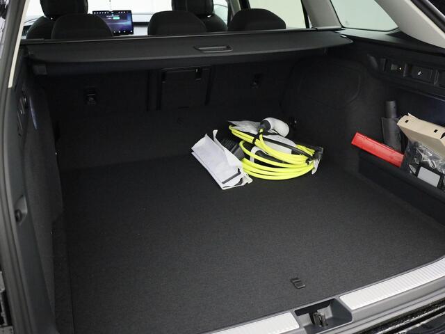 Skoda SUPERB combi Business Edition 1.5 TSI PHEV 150 kW / 204 PK Comb | 18'' Lichtmetalen Velgen | Akoestisch pakket | 2000,- inruilvoordeel!!