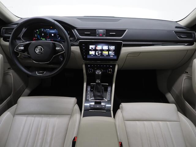 Skoda SUPERB Combi 1.4 TSI iV Laurin & Klement | Trekhaak | Leder | Canton | 360 | Keyless | Adaptive Cruise | Virtual | Memory | Carplay