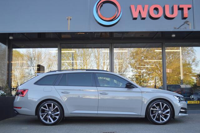 Skoda SUPERB Combi 1.5 TSI ACT Sportline Led Leder Panorama Virtual Camera Keyless Pdc