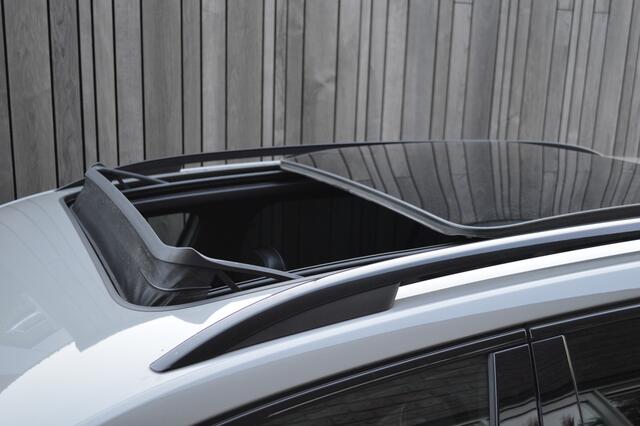 Skoda SUPERB Combi 1.5 TSI ACT Sportline Led Leder Panorama Virtual Camera Keyless Pdc