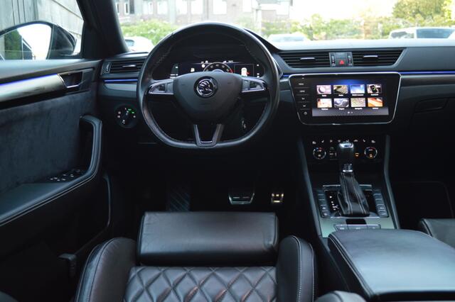 Skoda SUPERB Combi 1.5 TSI ACT Sportline Led Leder Panorama Virtual Camera Keyless Pdc