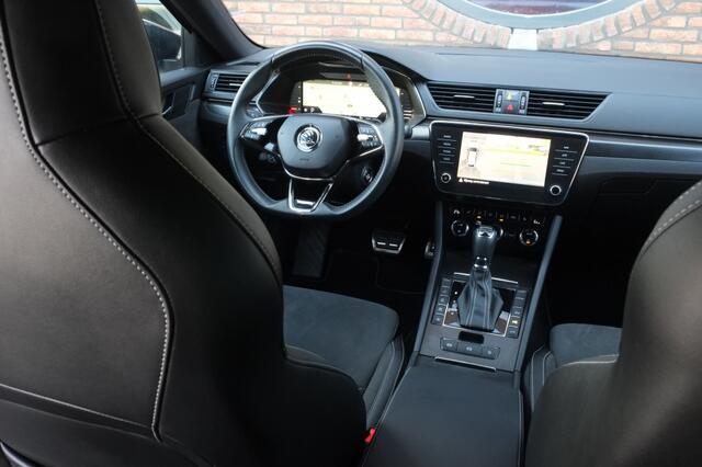 Skoda SUPERB Combi Sportline iV | Trekhaak | El stoelen | 360 Camera |