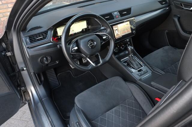 Skoda SUPERB Combi Sportline iV | Trekhaak | El stoelen | 360 Camera |