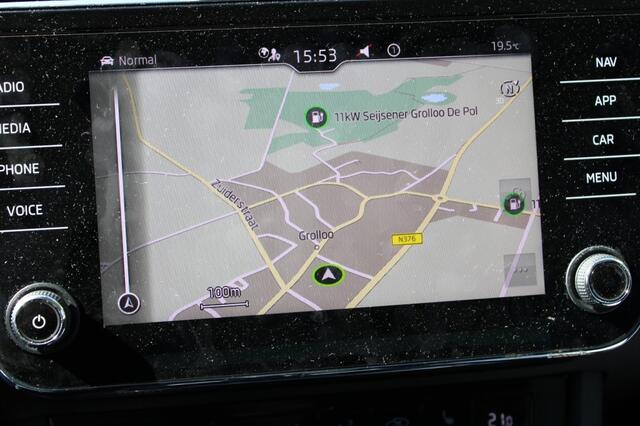 Skoda SUPERB 1.4 TSI IV Hybride Business Edition - memory stoelverwarming navi