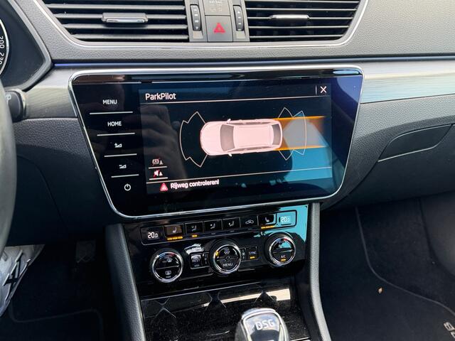 Skoda SUPERB Combi 1.5 TSI ACT Sportline Aut- Panoramadak, Full Memory, Leder Interieur, Trekhaak, Xenon led