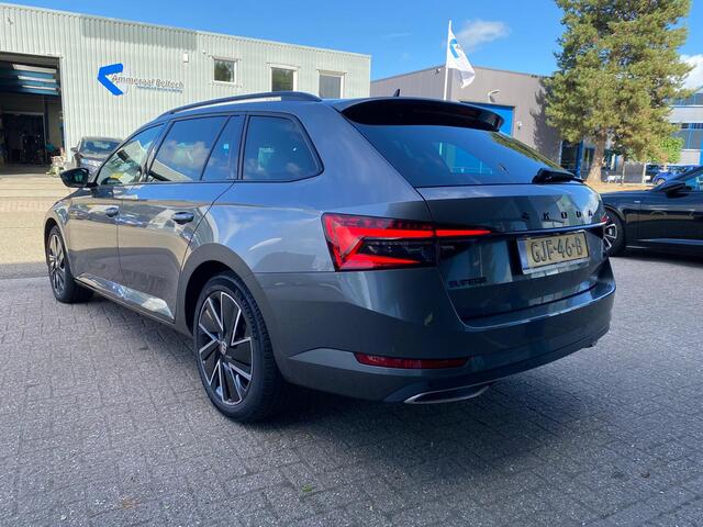 Skoda SUPERB Combi 1.4 TSI PHEV 217pk DSG-6 Sportline Business met Stoelv, Ca
