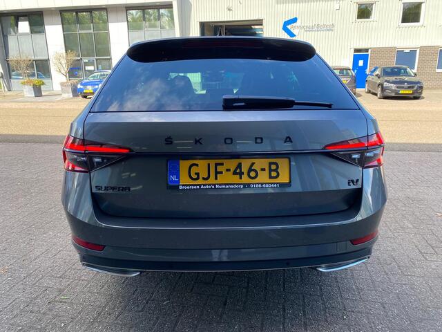 Skoda SUPERB Combi 1.4 TSI PHEV 217pk DSG-6 Sportline Business met Stoelv, Ca