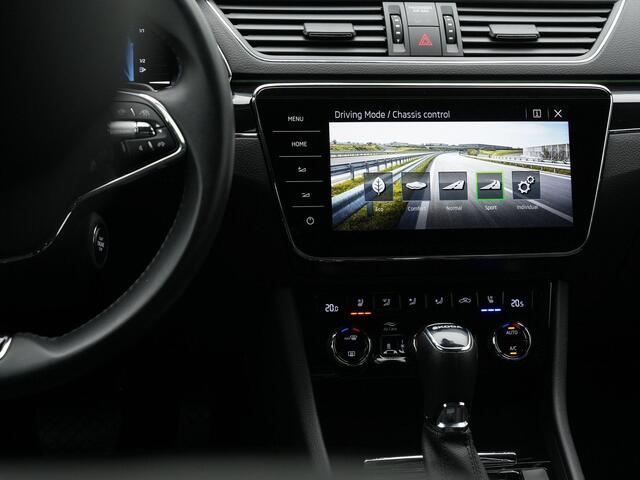 Skoda SUPERB 1.4 TSI iV 218 pk Laurin & Klement | Panoramadak | Trekhaak | Leder | Geheugen-/ventilatiestoelen | Navigatie Columbus | Matrix LED | Canton