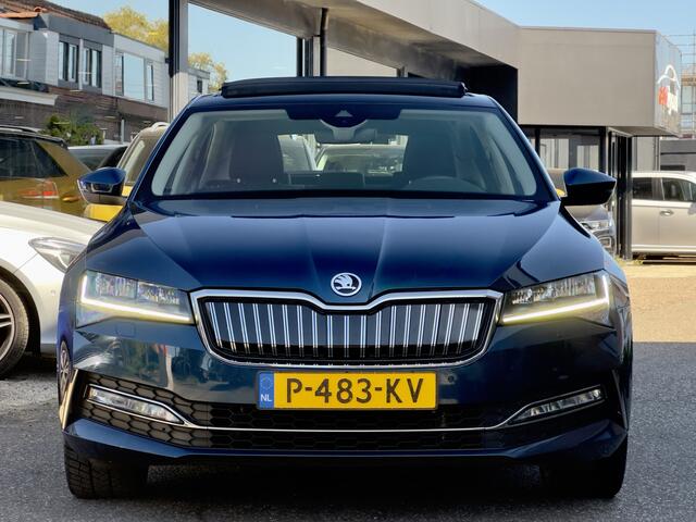Skoda SUPERB 1.4 TSI iV AUT6 EDITION PLUS PANODAK NAVI CAMERA DIGI-DASH APPLE-CARPLAY LED LMV PDC