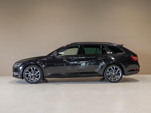 Skoda SUPERB Combi 1.5 TSI ACT Sportline Business / 150pk / Stoelverwarming / Elektrische stoelverstelling met geheugen /