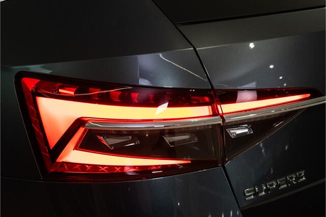 Skoda SUPERB Combi 1.4 TSI iV Business Edition Plus 218PK | Crystal | Elektr. Stoelen+Memory | ACC | Stoelverw. | Garantie