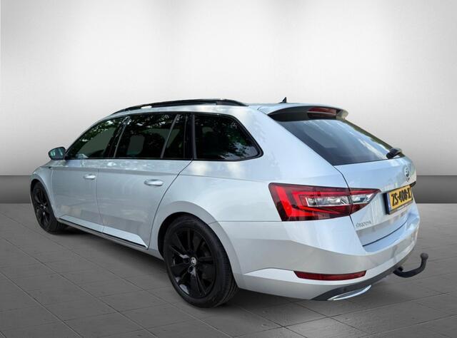 Skoda SUPERB sportline Apple carplay led verl.