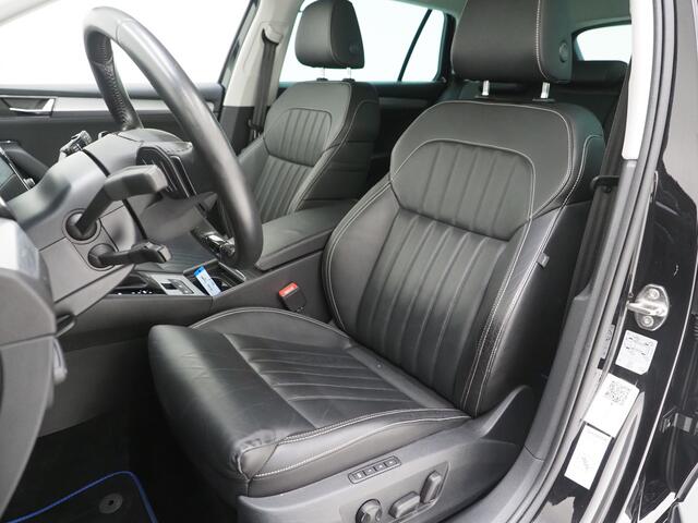 Skoda SUPERB Combi 1.4 TSI iV 218PK | Leder | Trekhaak | Memory | Virtual | Camera | Adaptive Cruise | Carplay