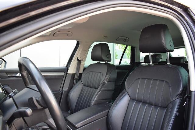 Skoda SUPERB Combi 1.4 TSI ACT Style Business | AppleCarplay | Stoelverw. | Leder | Adaptive