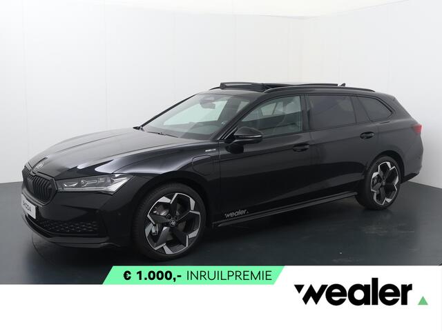 Skoda SUPERB Combi 1.5 TSI PHEV Sportline Business 204 PK | Trekhaak | DCC | Panorama dak | 19" Lichtmetalen velgen |