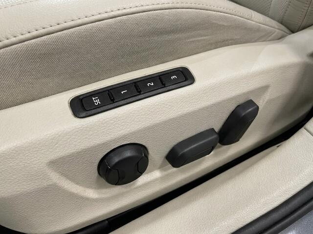 Skoda SUPERB Combi Style iV PHEV | Pano | Matrix LED | CANTON Sound | Memory