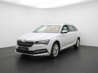 skoda-superb-combi-style-iv-phev--