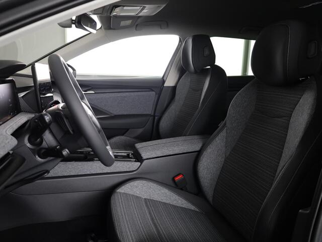 Skoda SUPERB 1.5 TSI PHEV Business Edition | Trekhaak | Keyless Entry | Elektr. achterklep | Stoelverwarming achterbank |