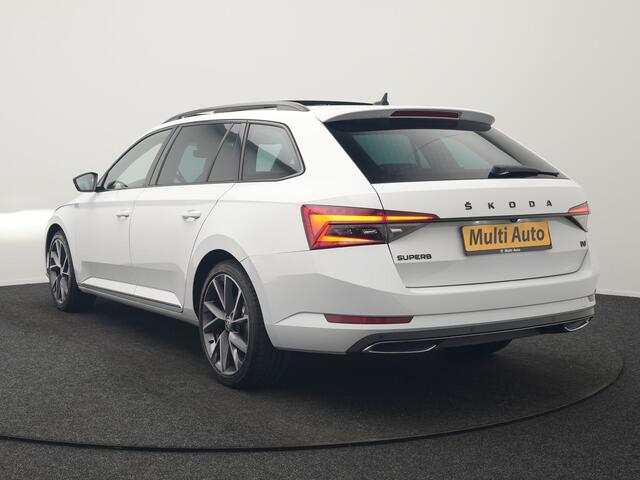 Skoda SUPERB Combi 1.4 TSI iV Sportline Business PHEV 218pk Dealer O.H. | Panodak | Adaptive Cruise | Camera | Canton Audio | Alcantara Sportstoelen Memory & Verwarmd | Sfeerverlichting | Keyless | Crystal LED | Apple Carplay | Stuur Verwarmd | Plug In Hybrid |