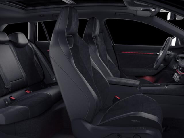 Skoda SUPERB combi Sportline Business 1.5 TSI PHEV 204 PK | Trekhaak | Panoramadak | 19"Lichtmetalen velgen |