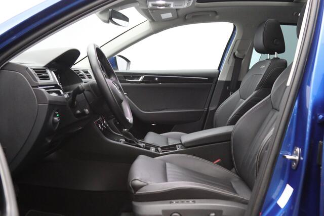 Skoda SUPERB Combi 1.4 TSI iV 218 PK Laurent & Klement PHEV, Trekhaak, Panoramadak, Canton-Sound, Adap. Cruise Control, Memory