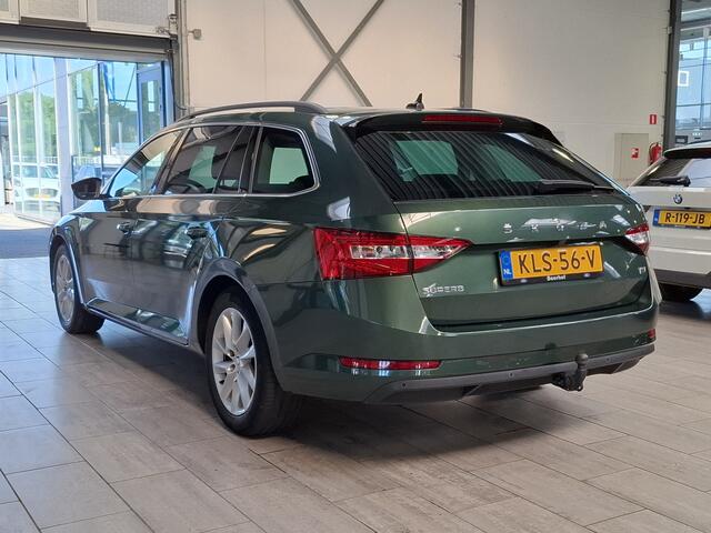 Skoda SUPERB Combi 1.4 TSI iV 218pk Business Edition | Trekhaak | Elekr. verstelbare memory seat | Camera | Cruise | Clima |