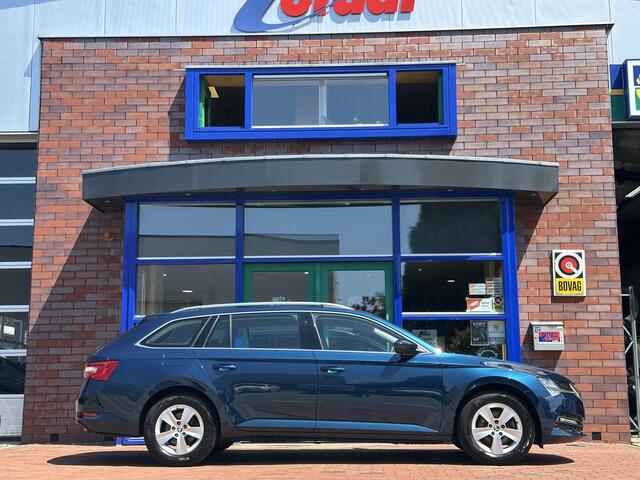 Skoda SUPERB Combi 1.5 TSI ACT Business Edition | Trekhaak | Apple Carplay/Android Auto | Sensoren
