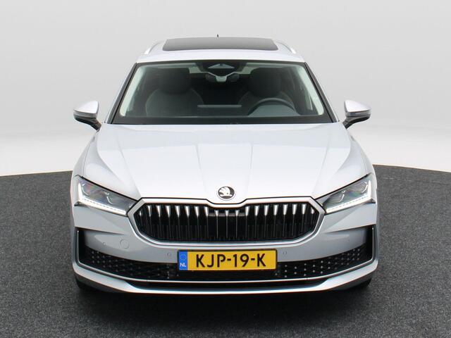 Skoda SUPERB Combi 1.5 TSi 204 Pk Automaat PHEV Edition | Stoelverwarming | Adaptive Cruise | Panorama dak | Camera | CarPlay | 18 Inch | 11.775 Km !!