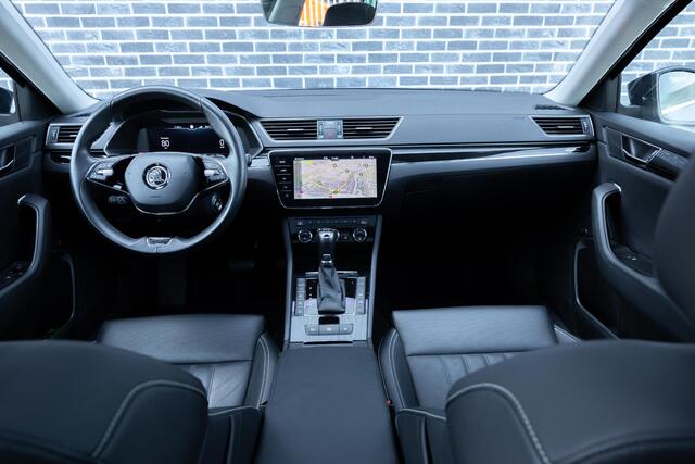 Skoda SUPERB Combi 1.4 TSI iV Laurent & Klement | Plug-in Hybrid (PHEV) | Lederen Bekleding | Matirx-LED Koplampen | Panoramadak | Stoelventilatie | Columbus Navigatie | Stoelverwarming voor en achter | Keyless Entry | Elektrische Achterklep | Cruise Control Adaptief
