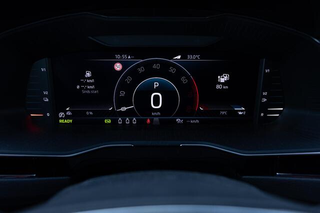Skoda SUPERB Combi 1.4 TSI iV Laurent & Klement | Plug-in Hybrid (PHEV) | Lederen Bekleding | Matirx-LED Koplampen | Panoramadak | Stoelventilatie | Columbus Navigatie | Stoelverwarming voor en achter | Keyless Entry | Elektrische Achterklep | Cruise Control Adaptief