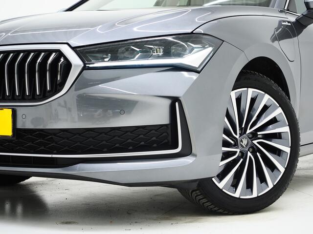 Skoda SUPERB Combi 1.5 TSI PHEV Laurin & Klement | Leder | Massage | HUD | Canton | Camera | Sfeerlicht | Memory | Keyless
