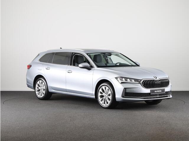 Skoda SUPERB Combi 1.5 TSI MHEV First Edition 150 pk | Trekhaak wegklapbaar | Panoramadak | Verlengde garantie | Navigatie | Achteruitrijcamera | Verwarmbare voorstoelen