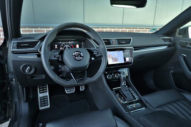 Skoda SUPERB Combi 2.0 TSI 4x4 DSG Laurin & Klement 425pk sleeper