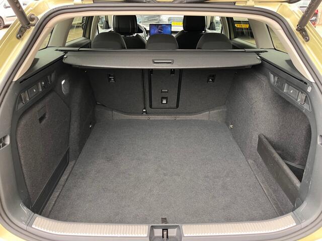 Skoda SUPERB 1.5 TSI MHEV COMBI NAP LOGISCH.
