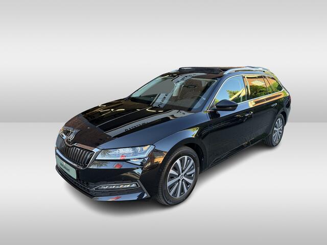 Skoda SUPERB Combi 1.4 TSI iV Business Edition Plus | stoelverwarming | 17 inch velgen | Elektrisch glazen panorama-dak |