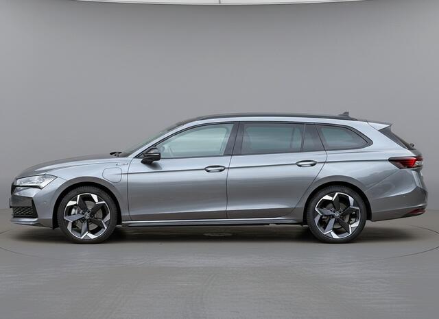 Skoda SUPERB 1.5 TSI PHEV Sportline Business | Trekhaak | Leer | Pano | HUD