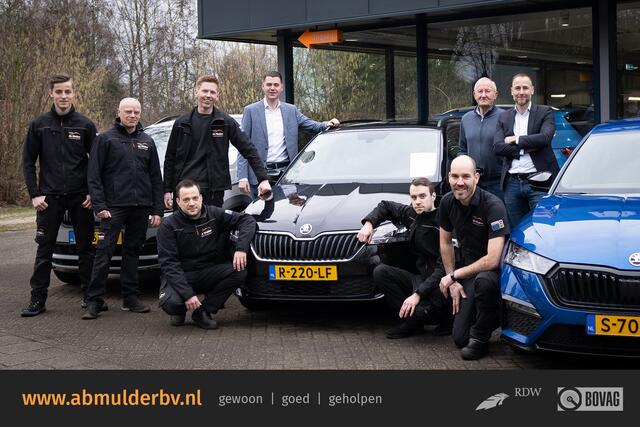 Skoda SUPERB Combi 1.5 TSI 150PK ACT Business Edition Plus | Org. NL | BOVAG Garantie | Adaptive Cruise Control | Lederen interieur | Electrische stoelverstelling | Voorstoel + achterbank verwarming | Apple Carplay/Android Auto |