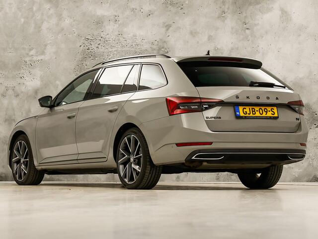 Skoda SUPERB Combi 1.4 TSI iV Sportline 218Pk Automaat (PANORAMADAK, 360 CAMERA, VIRTUAL COCKPIT, MEMORY SEATS, CANTON AUDIO, STOELVERWARMING, ADAPTIVE CRUISE, SFEERVERLICHTING, APPLE CARPLAY, NIEUWSTAAT)