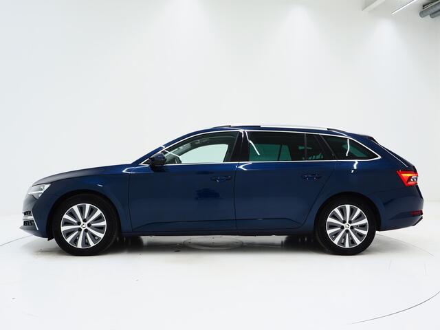 Skoda SUPERB Combi 1.4 TSI iV Style | Panoramadak | Leder | Trekhaak | Stoelkoeling | 360 | Memory | Keyless | Carplay